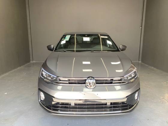 VOLKSWAGEN VIRTUS 1.0 200 TSI HIGHLINE AUTOMÁTICO